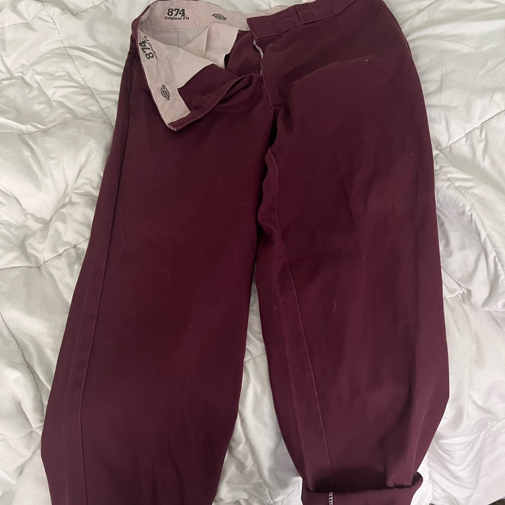 never worn maroon dickies pants